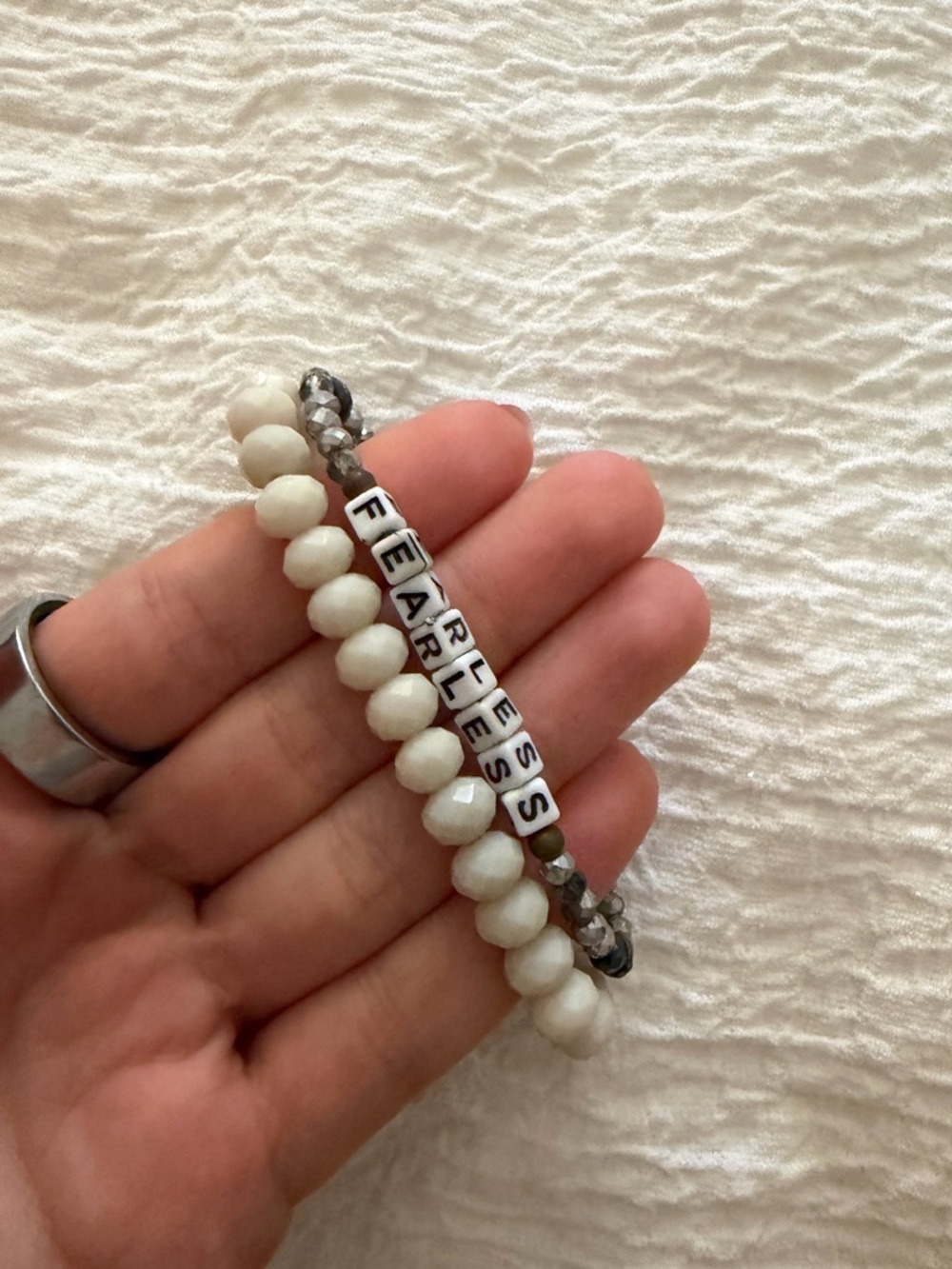 White 'FEARLESS' Beaded Stretch Bracelet Set